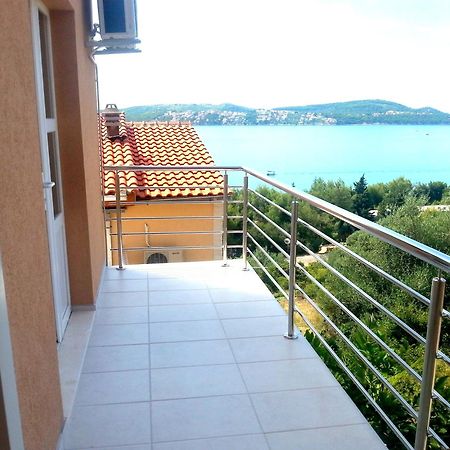 Apartment Jurcevic Trogir Room photo